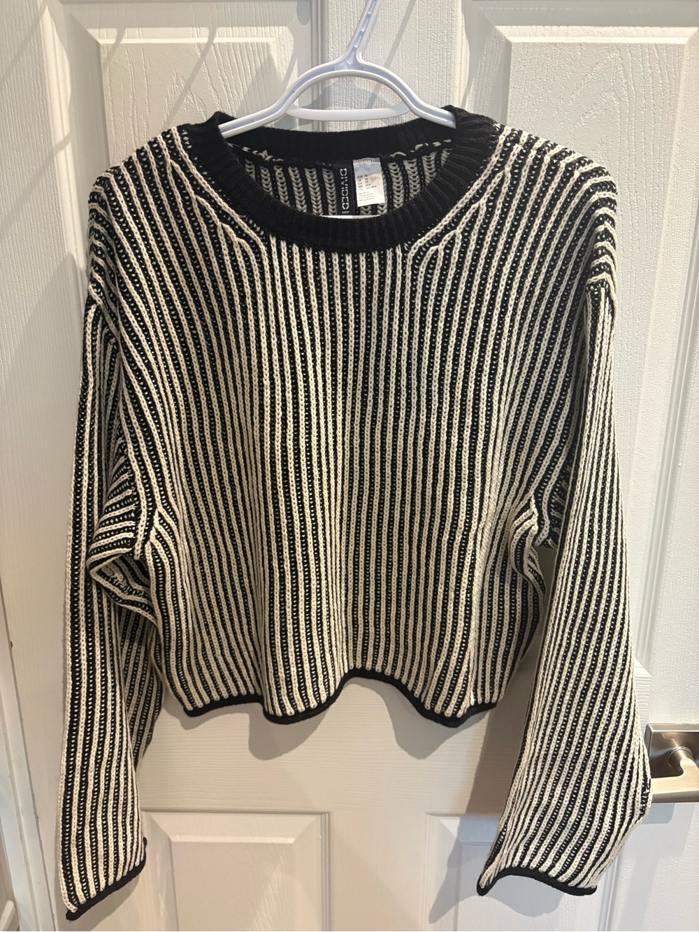 H & M Striped Black & Cream Women's Crewneck Sweater